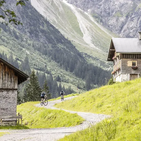 ホテル Elisabeth ショペルナウ